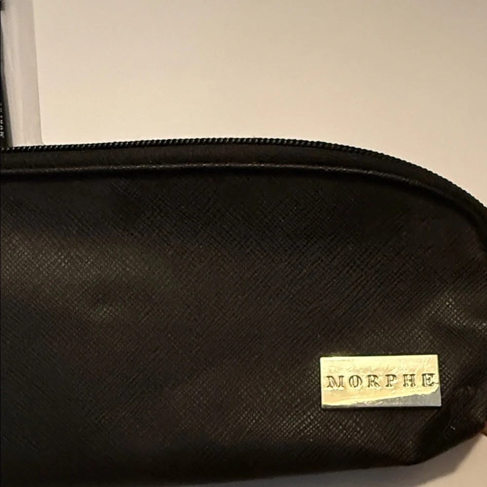 Morphe Sleek Black Brush Set with Carrying Cosmetics Case